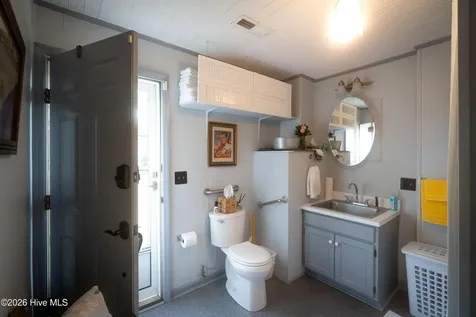 2589 Sidney Cherry Grove Road Clarendon NC 28432
