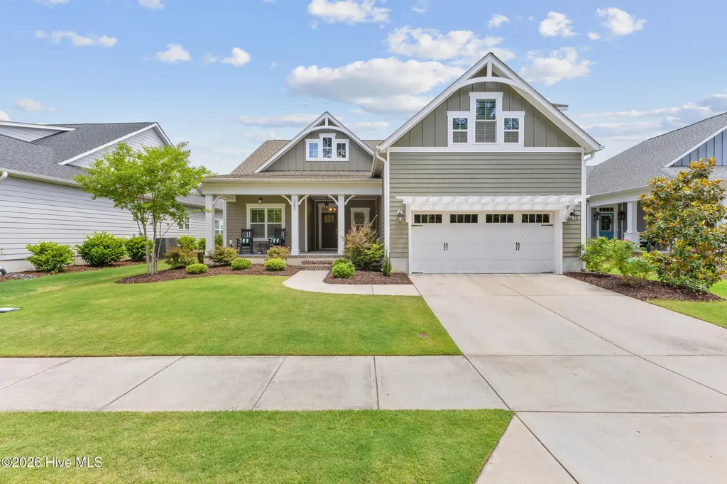 243 Hanover Lakes Drive Wilmington NC 28401
