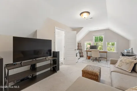 243 Hanover Lakes Drive Wilmington NC 28401