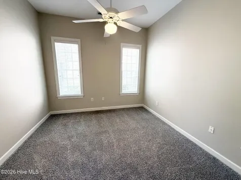 4906 Shaftesbury Place Wilmington NC 28409