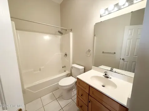 4906 Shaftesbury Place Wilmington NC 28409