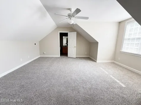 4906 Shaftesbury Place Wilmington NC 28409