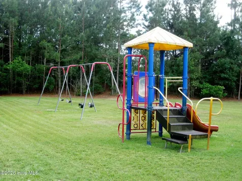 4906 Shaftesbury Place Wilmington NC 28409
