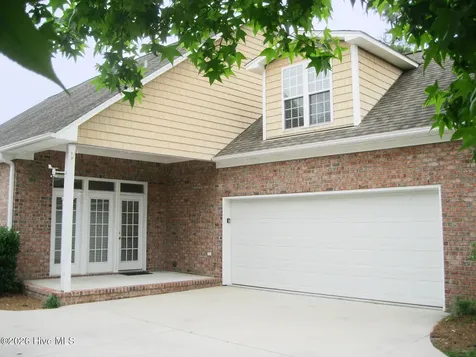4906 Shaftesbury Place Wilmington NC 28409
