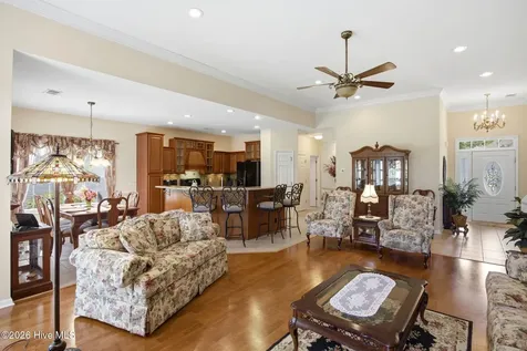 392 Oconee Street NW Calabash NC 28467