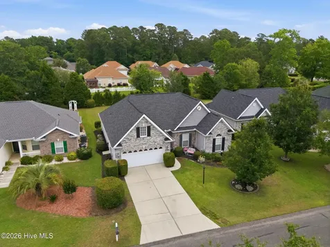 392 Oconee Street NW Calabash NC 28467