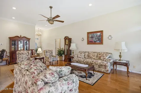 392 Oconee Street NW Calabash NC 28467