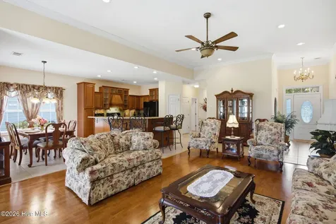 392 Oconee Street NW Calabash NC 28467