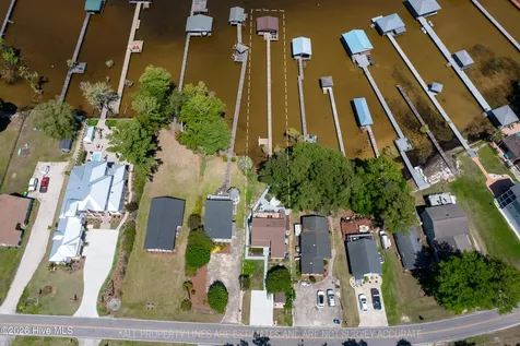2313 Waccamaw Shores Road Lake Waccamaw NC 28450