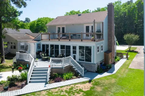 2313 Waccamaw Shores Road Lake Waccamaw NC 28450