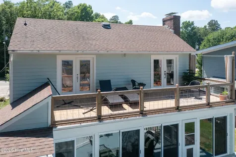 2313 Waccamaw Shores Road Lake Waccamaw NC 28450