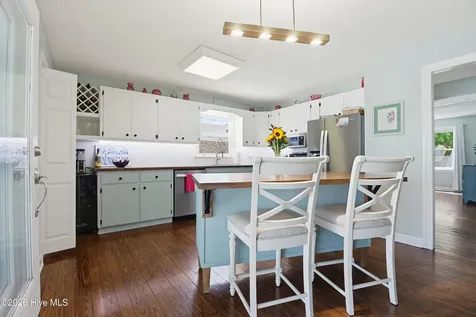 2313 Waccamaw Shores Road Lake Waccamaw NC 28450