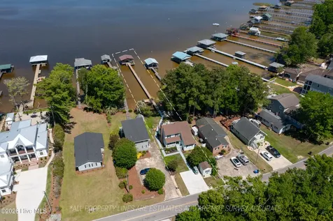 2313 Waccamaw Shores Road Lake Waccamaw NC 28450