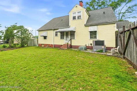515 W Hamlet Avenue Hamlet NC 28345