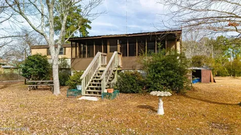 102 N Dawn Street Merritt NC 28556
