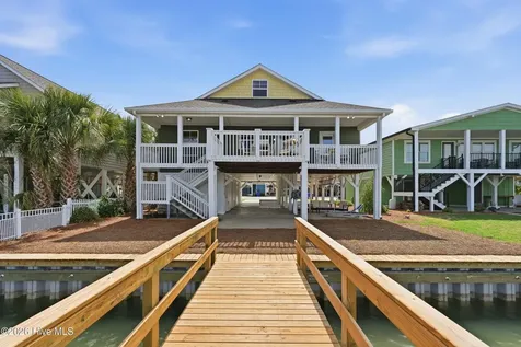 30 Laurinburg Street Ocean Isle Beach NC 28469