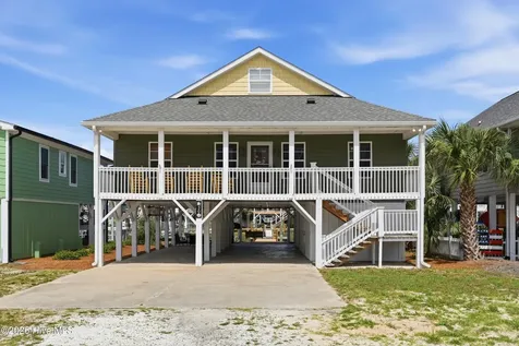 30 Laurinburg Street Ocean Isle Beach NC 28469