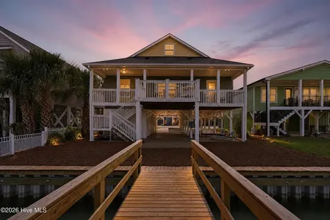 30 Laurinburg Street Ocean Isle Beach NC 28469