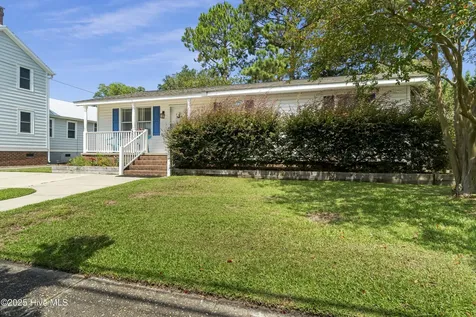 509 Broad Street Oriental NC 28571