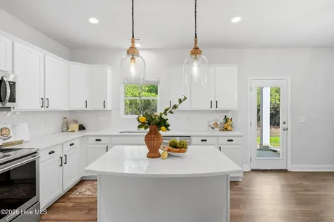 312 W Goldeneye Lane Sneads Ferry NC 28460