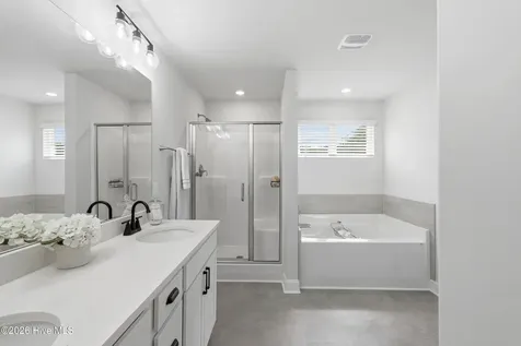 312 W Goldeneye Lane Sneads Ferry NC 28460