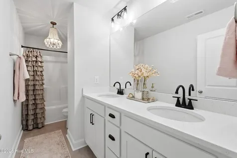 312 W Goldeneye Lane Sneads Ferry NC 28460
