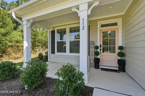 312 W Goldeneye Lane Sneads Ferry NC 28460