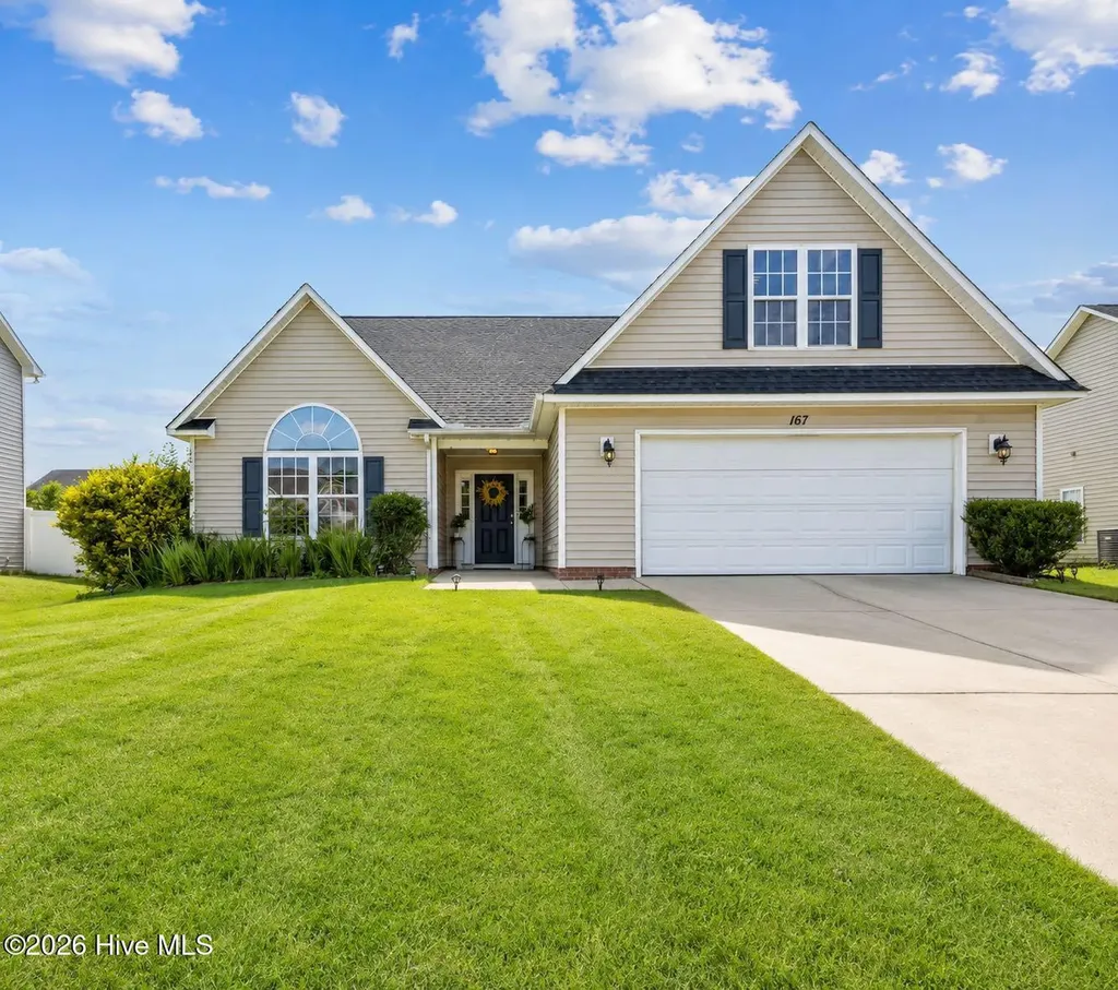 167 Ranier Drive Raeford NC 28376
