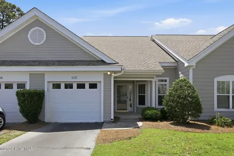 102 Oleander Court Morehead City NC 28557