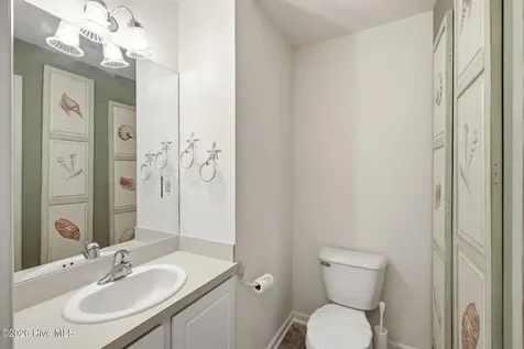 102 Oleander Court Morehead City NC 28557