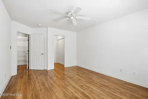 102 Oleander Court Morehead City NC 28557