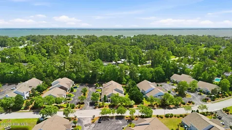 102 Oleander Court Morehead City NC 28557