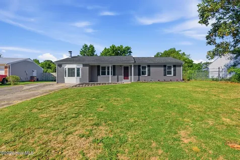 115 Thames Drive Jacksonville NC 28546