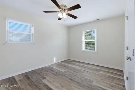 115 Thames Drive Jacksonville NC 28546