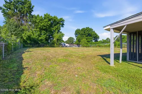 115 Thames Drive Jacksonville NC 28546