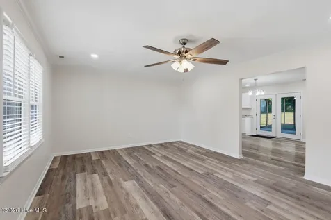 115 Thames Drive Jacksonville NC 28546