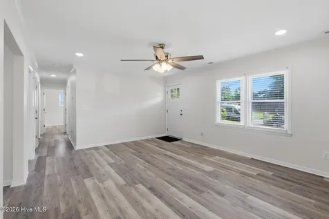 115 Thames Drive Jacksonville NC 28546