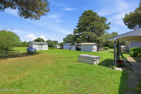 850 Smithtown Road Grimesland NC 27837