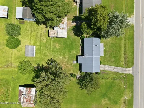 850 Smithtown Road Grimesland NC 27837