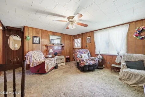 850 Smithtown Road Grimesland NC 27837