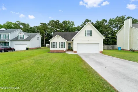 183 Bridlewood Drive Jacksonville NC 28540