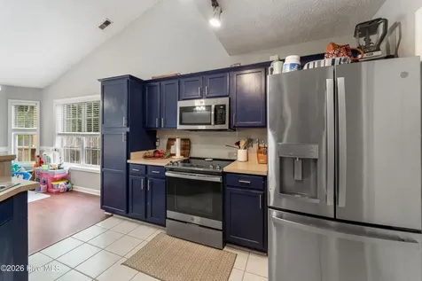 183 Bridlewood Drive Jacksonville NC 28540