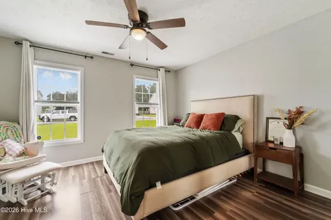 183 Bridlewood Drive Jacksonville NC 28540