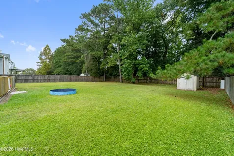183 Bridlewood Drive Jacksonville NC 28540