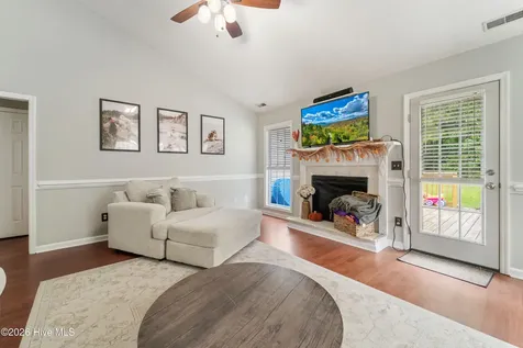 183 Bridlewood Drive Jacksonville NC 28540