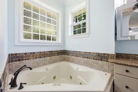 2159 Royal Pines Drive New Bern NC 28560