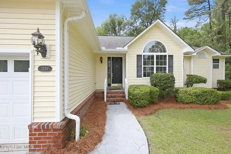 2159 Royal Pines Drive New Bern NC 28560