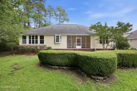 2159 Royal Pines Drive New Bern NC 28560