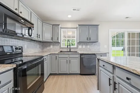 206 Honey Court E Jacksonville NC 28540