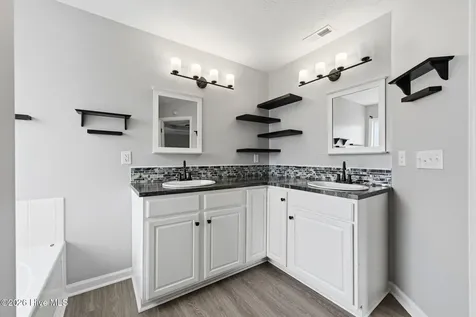 206 Honey Court E Jacksonville NC 28540